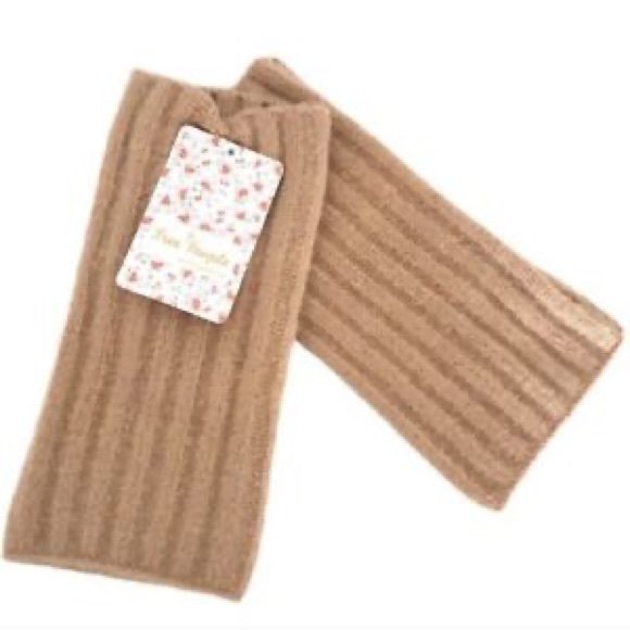 FREE PEOPLE Outside The Lines Arm Warmers